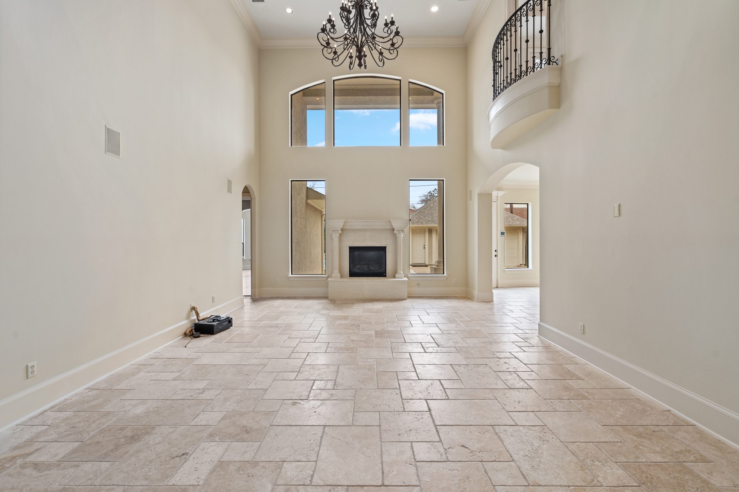 virtual-staging - Luxury, Elegant - 38 Before