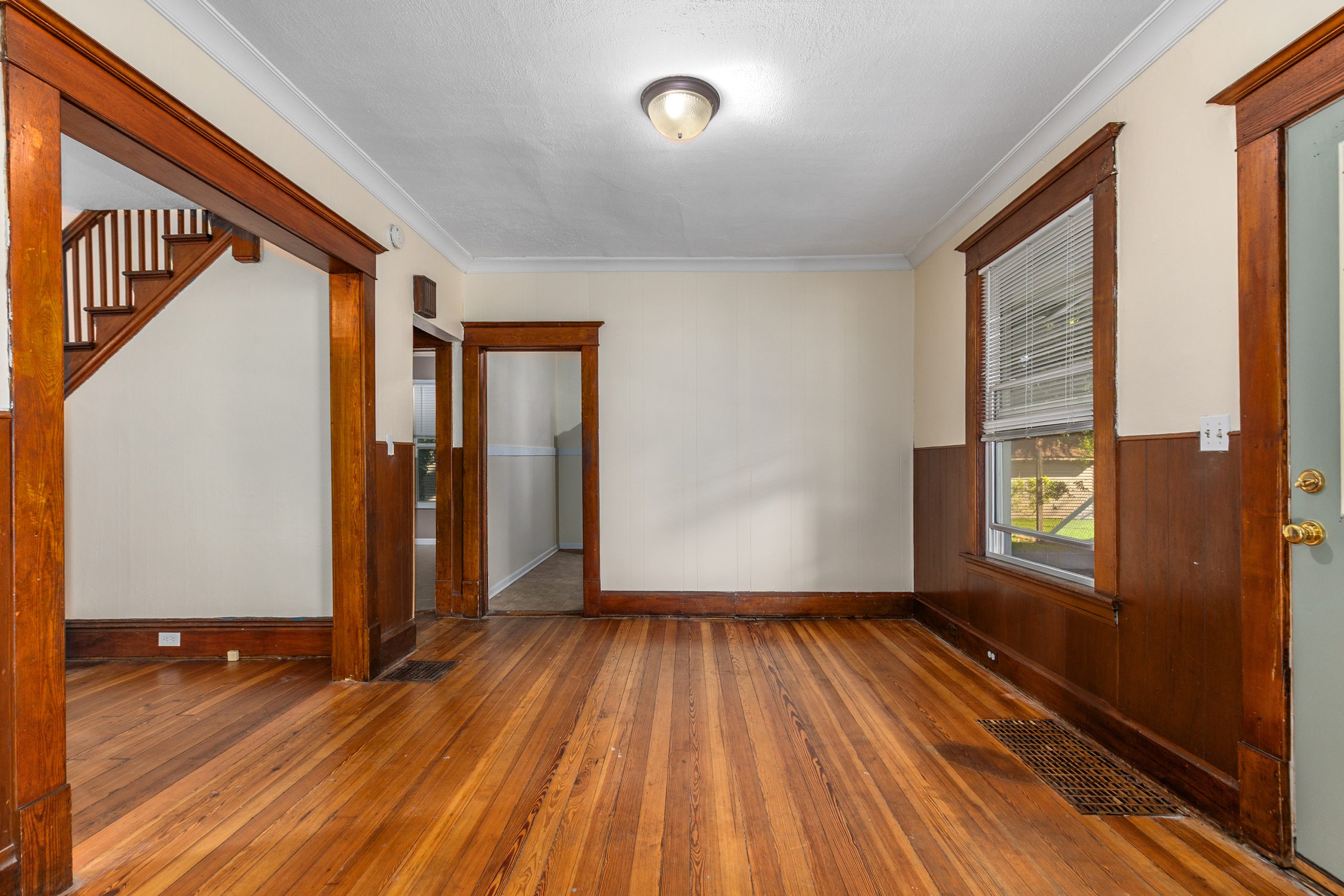 virtual-staging - Traditional - DiningRoom before