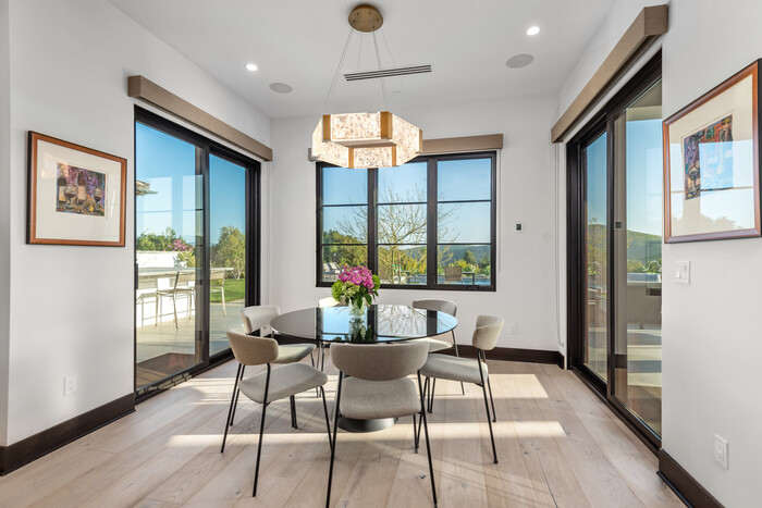 AI-Powered Features Transforming Real Estate Photo Editing