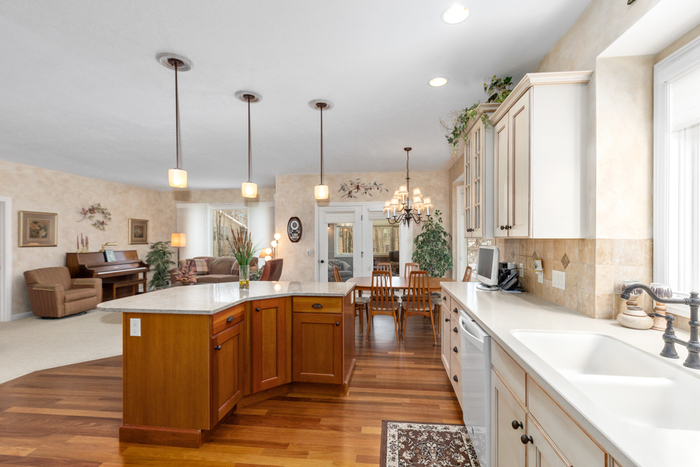 Wireless Triggers and Lighting Control Technology